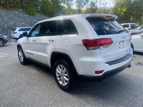 2022 Jeep Grand Cherokee Laredo