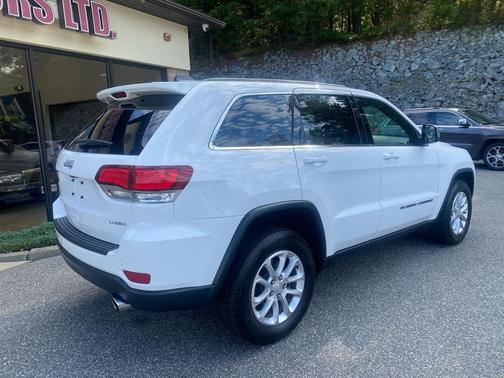 2022 Jeep Grand Cherokee Laredo