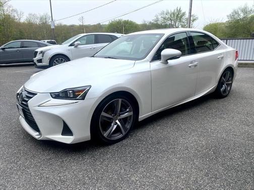 2018 Lexus IS 300 Base