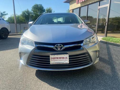 Celestial Silver Metallic 2017 Toyota Camry LE