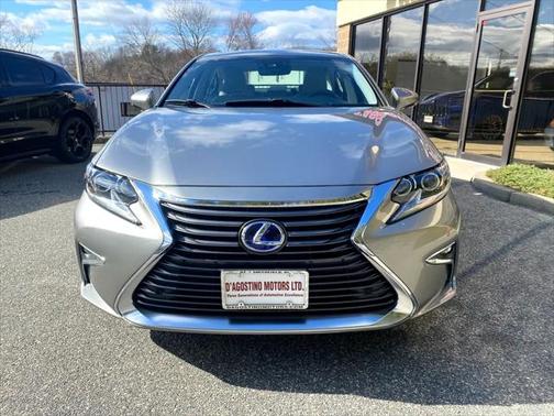 2016 Lexus ES 300h Base