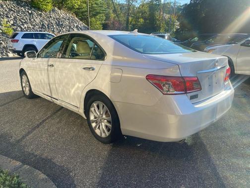 2011 Lexus ES 350 Base