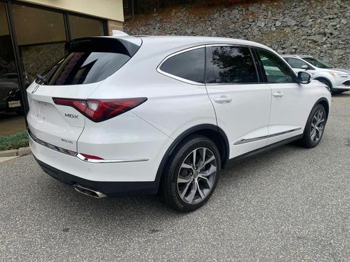 2024 Acura MDX SH-AWD w/Technology Package