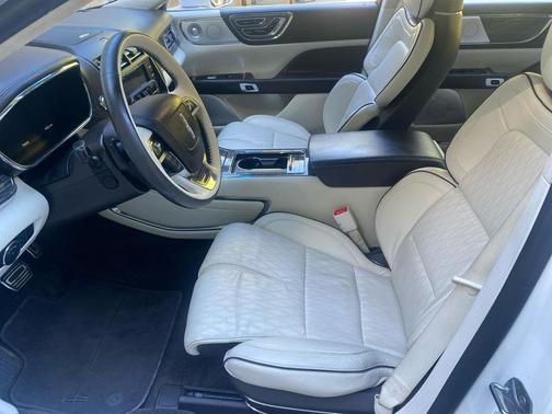 2018 Lincoln Continental Black Label AWD
