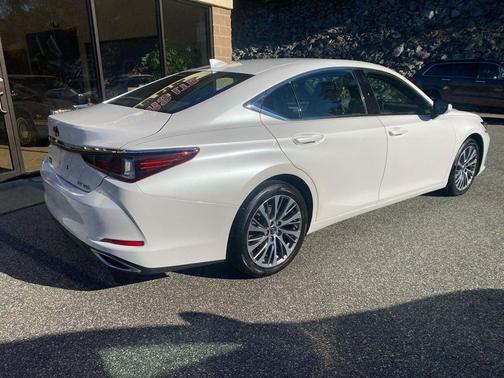 2020 Lexus ES 350 Premium