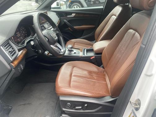 2018 Audi Q5 2.0T Premium Plus