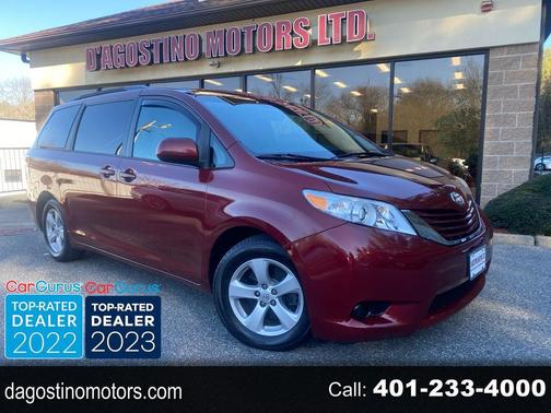 2015 Toyota Sienna LE