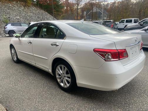 2011 Lexus ES 350 Base