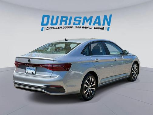 Pyrite Silver Metallic 2025 Volkswagen Jetta 1.5T SE
