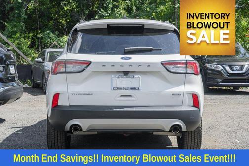 2022 Ford Escape Titanium