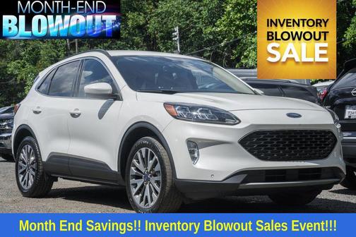 2022 Ford Escape Titanium