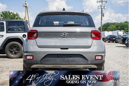 2021 Hyundai VENUE SEL