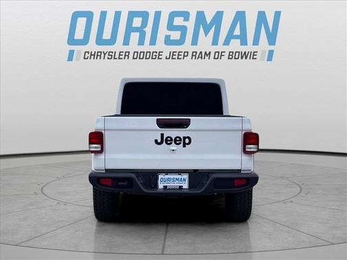 2025 Jeep Gladiator Nighthawk