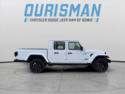 2025 Jeep Gladiator Nighthawk