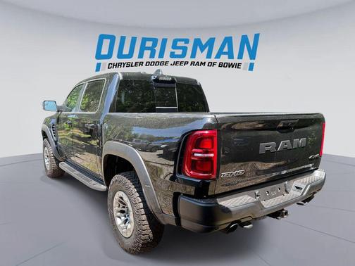 Diamond Black Crystal Pearlcoat 2026 RAM 1500 RHO Crew Cab 4x4 5'7' Box