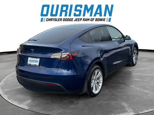 2023 Tesla Model Y Long Range Dual Motor All-Wheel Drive