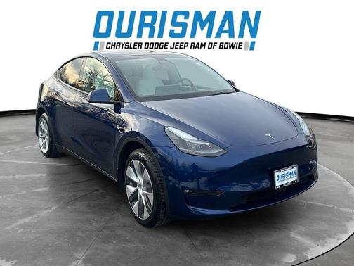 2023 Tesla Model Y Long Range Dual Motor All-Wheel Drive