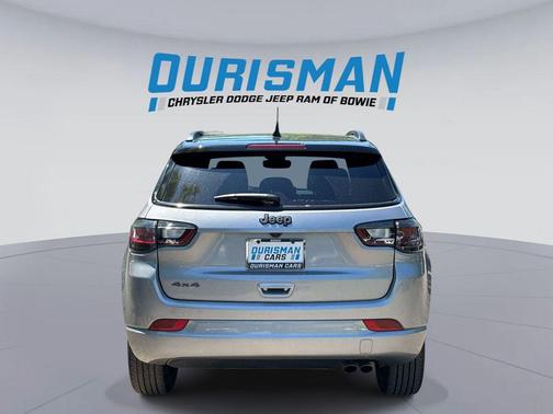 Billet Silver Metallic Clearcoat 2022 Jeep Compass High Altitude