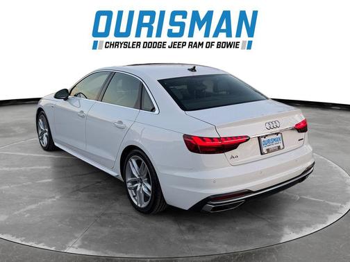 2023 Audi A4 45 S line Premium Plus