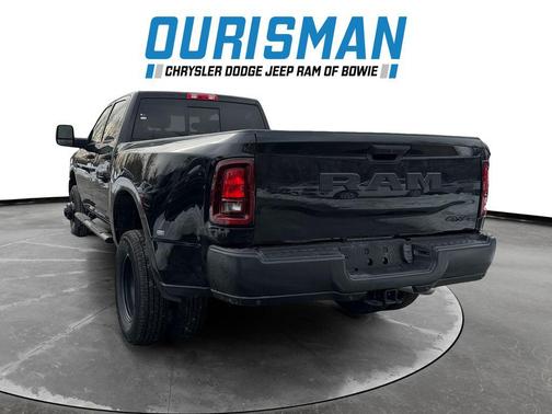 2026 RAM 3500 Tradesman Crew Cab 4x4 8' Box