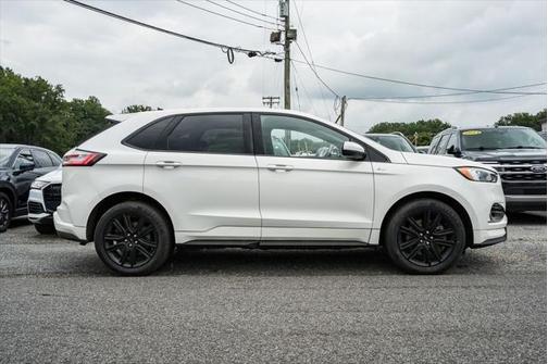 2022 Ford Edge ST Line