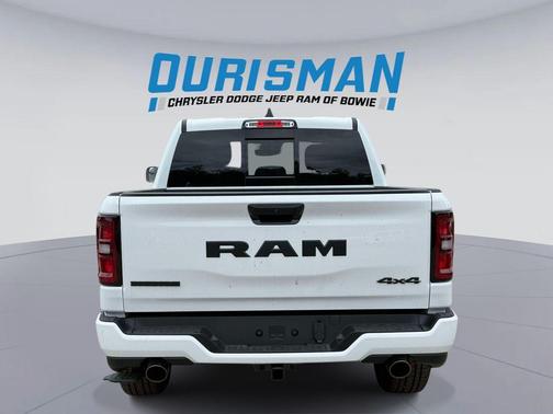Bright White Clearcoat 2026 RAM 1500 Big Horn/Lone Star