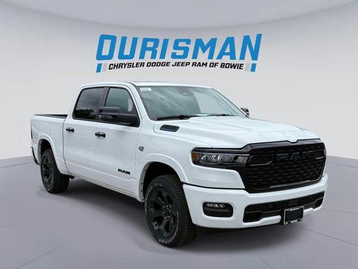 Bright White Clearcoat 2026 RAM 1500 Big Horn/Lone Star