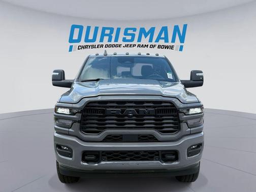 Ceramic Gray Clearcoat 2026 RAM 2500 Big Horn Crew Cab 4x4 6'4' Box