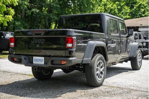 2025 Jeep Gladiator Sport S