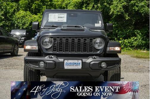 2025 Jeep Gladiator Sport S