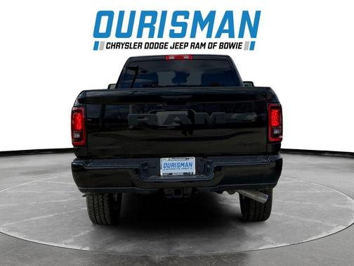 2025 RAM 2500 Big Horn Crew Cab 4x4 6'4' Box