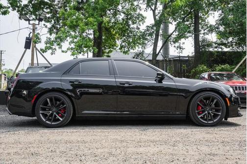 2023 Chrysler 300 C