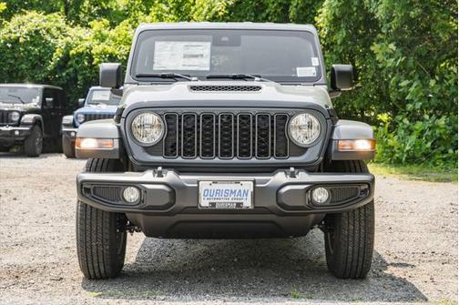 2025 Jeep Gladiator Sport S