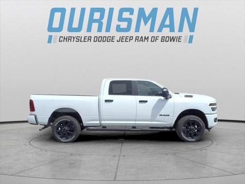 2025 RAM 3500 Big Horn Crew Cab 4x4 6'4' Box