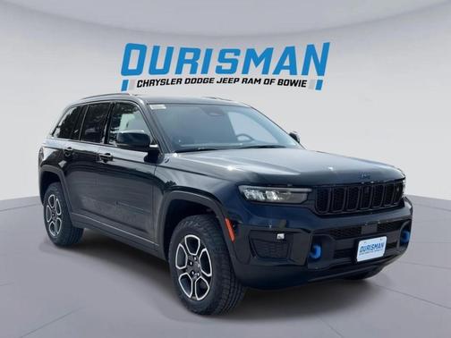 2023 Jeep Grand Cherokee 4xe Trailhawk