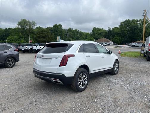 2022 Cadillac XT5 Premium Luxury