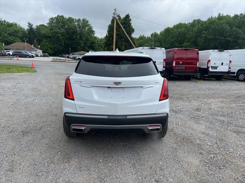 2022 Cadillac XT5 Premium Luxury