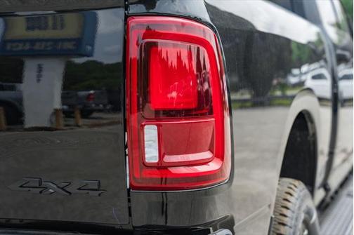 2025 RAM 3500 Big Horn Crew Cab 4x4 6'4' Box