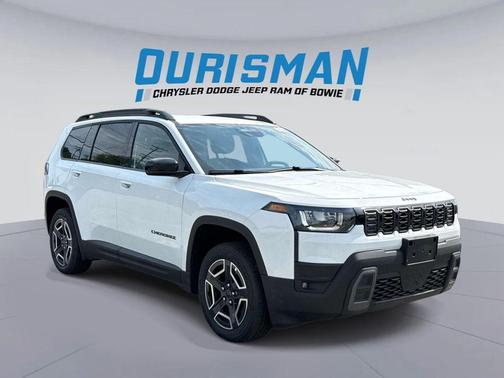 Bright White Clearcoat 2026 Jeep Cherokee Laredo 4x4
