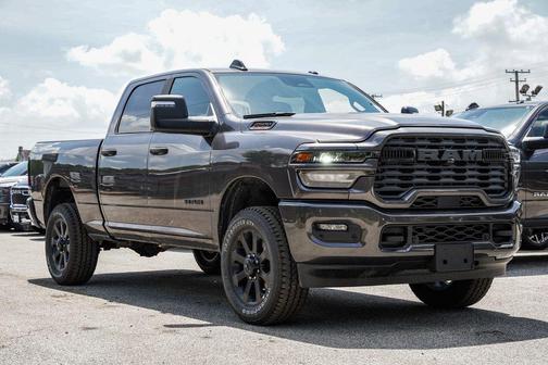 2025 RAM 2500 Big Horn Crew Cab 4x4 6'4' Box