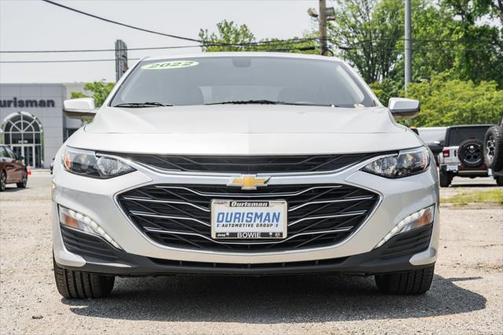 2022 Chevrolet Malibu FWD LT