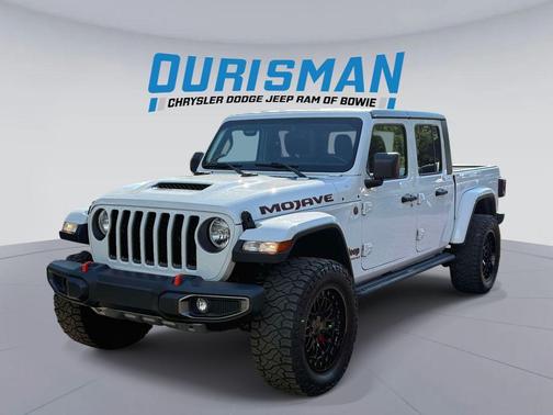 Bright White Clearcoat 2021 Jeep Gladiator Mojave 4x4