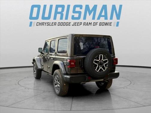 2025 Jeep Wrangler 4-Door Sahara 4x4