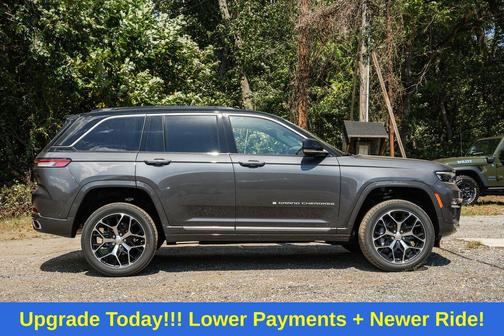 2025 Jeep Grand Cherokee Summit