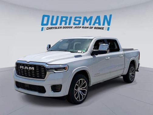 Ivory White Tri-Coat Pearlcoat 2026 RAM 1500 ST