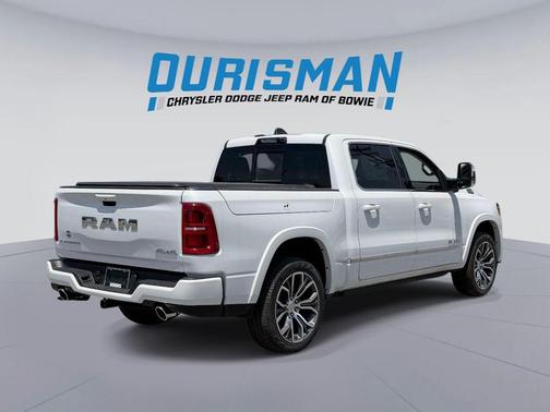 Ivory White Tri-Coat Pearlcoat 2026 RAM 1500 ST