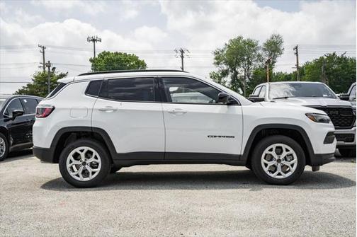 2025 Jeep Compass Latitude