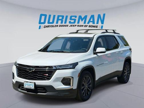 Summit White 2023 Chevrolet Traverse RS