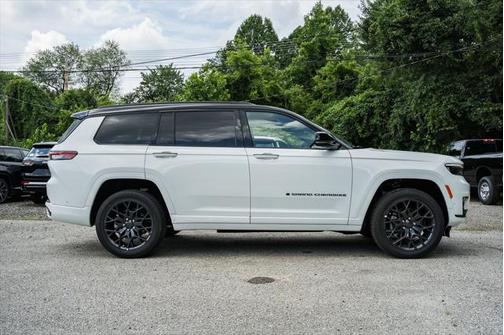 2025 Jeep Grand Cherokee L Summit Reserve