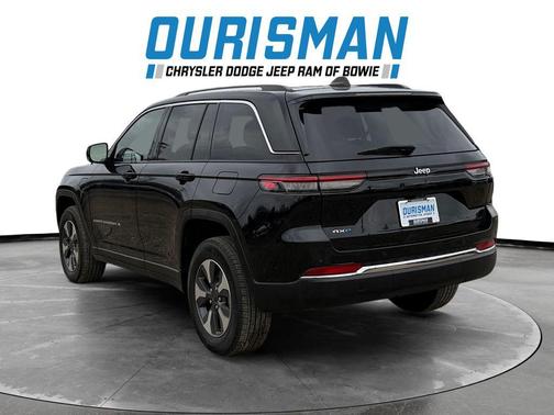2022 Jeep Grand Cherokee 4xe Base